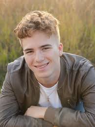 Senior Sunday. #seniorsunday #seniorphotographer #classof2026