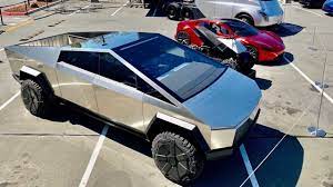 El extraño caso de los Tesla Cybertrucks y los vehículos rechazados