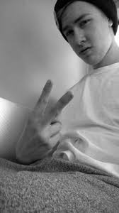 Think i wanna drink and become a problem tonight 🥴