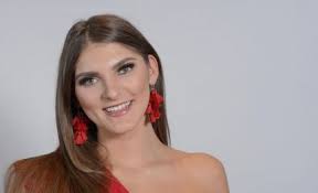 Meet Marina Alves Pereira