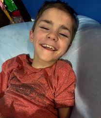 He's only 8 years old but he's such an old soul,” she said. Oneonta, AL's  Autumn Brown was telling me about her son. “Graysen will kiss the back of a  woman's hand