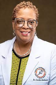 Aaron Seener's Instagram, Twitter & Facebook