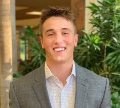 Michael Deperro's Instagram, Twitter & Facebook