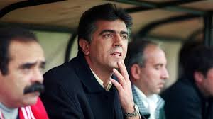 Hemeroteca: Cuando el futbolista muradano José Luis Vara despegaba con el  Deportivo