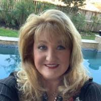 Tessa Chadwick's Instagram, Twitter & Facebook