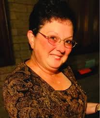 Sandra Hooser's Instagram, Twitter & Facebook