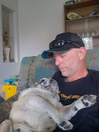 From a best friend to a mere stranger. Hope you're doing well wherever you  are, I miss you.