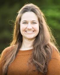 Melanie Mcclure's Instagram, Twitter & Facebook