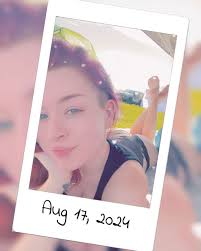 Chloe Rowland (@clover6396) • Instagram photos and videos