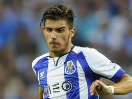 He is also a youth player, so selling because the alternative is andre andre who is also a piece of crap. Meet Ruben Neves The Liverpool Target Who Could Become One Of The World S Best Tom Kundert Mirror Online