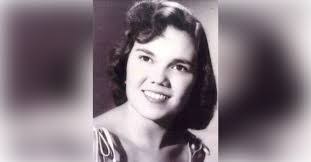 Danielle Goldsmith's Instagram, Twitter & Facebook