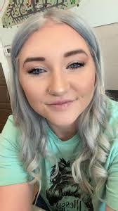 Samantha Severn's Instagram, Twitter & Facebook