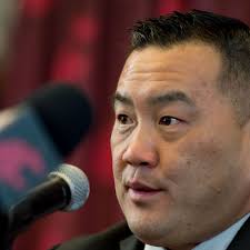 Locally: Washington State athletic director Pat Chun inducted into Asian  Hall of Fame