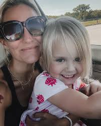 Mallory Andersen's Instagram, Twitter & Facebook