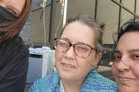 Annette Houk's Instagram, Twitter & Facebook