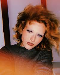 Love love love 🖤🖤🖤 —— Photographer: @adrianamadorphoto Model:  @juliette.andrews Makeup: @madisonbren.mua Hair: @beautybyvespa —— #makeup  #makeupartist #photographer #photoshoot #photography #mua #makeuptutorial  #newyork #brooklyn #fashion #model ...