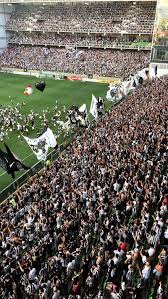Clube atlético mineiro, commonly known as atlético mineiro or atlético, and colloquially as galo, is a professional football club based in t. Atletico Mineiro Estadio Galo Hd Mobile Wallpaper Peakpx