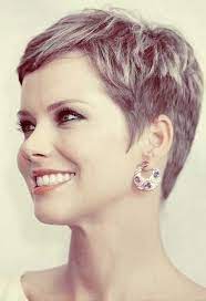 Best Short Pixie Hairstyles For Women Over 40 Really Short Hair Short Hair Styles Easy Cute Hairstyles For Short Hair