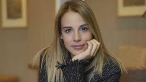 Hülya Koçyiğitin torunu Aslışah Alkoçlara dolandırıcılık suçlaması!  Savunması şaşkınlık yarattı