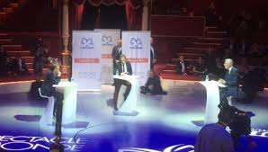 Patriote et contre le métissage ? Zemmour De Villiers Houellebecq Au Cirque D Hiver La Droite Taille Un Costard A L Europe