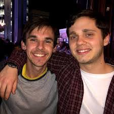 Sam Summers's Instagram, Twitter & Facebook