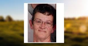 Suzanne Lasley's Instagram, Twitter & Facebook