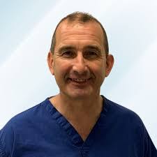 Robert Longman's Instagram, Twitter & Facebook