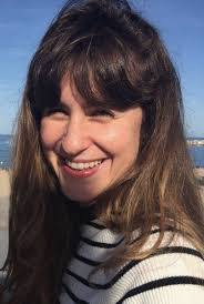 Clara Genis's Instagram, Twitter & Facebook