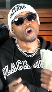 ⚜️🗣️New Orleans Pelicans fans in Australia pulled up to watch the team  practice 🏀🔥 ❤️