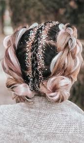 Section your hair into three parts and braid by starting at back. 44 Beautiful Ways To Wear Braids This Season Braids And Buns