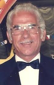 Stephen Petrucci's Instagram, Twitter & Facebook