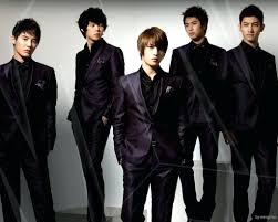 Dbsk Bites The Hands That Feed Them Seoulbeats Tvxq Jyj Korean Entertainment