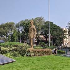 Khada Parsi Statue in Mumbai Central ...