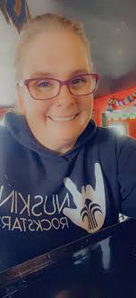 Went to La Taguara today and wow! Amazing service and food was perfect!  Underrated restaurant in Madison. The shredded chicken arepa is insane!  Would recommend 1000 times over!!!!!!!