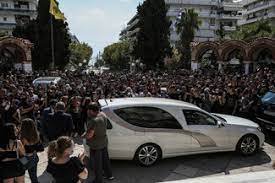 Ο light στην κηδεία του mad clip δημητρησ πελεκησ / papadakis press. Nmdswlddodpt0m