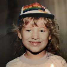 Amber Mcneil's Instagram, Twitter & Facebook