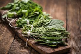 Come conservare il rosmarino fresco. Come Conservare Le Erbe Aromatiche Per L Inverno
