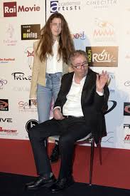 Francesco nuti annamaria malipiero chi l ex moglie dell attore (hrxe) oggi, domenica 16 maggio, francesco nuti sarà protagonista del salotto del primo… Francesco Nuti Dopo L Incidente Il Primo Red Carpet Con Figlia Ed Ex Compagna Tvzap