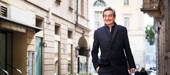 L'autogestione torna in parlamento, con la lega che lascia l'aula il capogruppo bignasca aveva chiesto di esprimere solidarietà nei confronti di marco borradori dopo i fatti di ieri sera 3 Tye2jamez31m