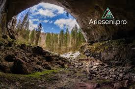 There is a printable worksheet available for download here so you can take the quiz with pen and paper. Obiective Turistice Arieseni Atractii Turistice Muntii Apuseni Arieseni Pro