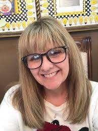 Debbie Oliva's Instagram, Twitter & Facebook