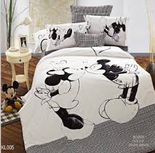 Amazon Com Mickey And Minnie Mouse King Queen Adults Cartoon Bedding Set Cotton Bed Sheet Linens Doona Duvet Co Bed Linen Sets Disney Bedrooms Disney Bedding