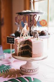 Rd.com food © istockphoto/thinkstock treating your special someone to a homemade, decorated treat doesn't have to mean destroying your kitchen and your sanity. 1st Birthday Cake Sally S Baking Addiction