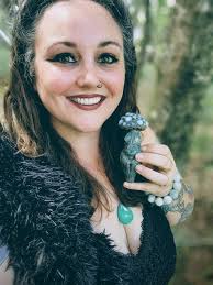 I've found this today and made our vacation more beautiful and brought a  smile to me and my wife. It is a really lovely ideea! 😊 46-081