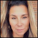 Sandy Sigler's Instagram, Twitter & Facebook