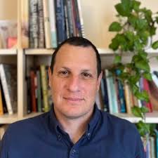 Geoffrey Maguire (@maguiregeoff)