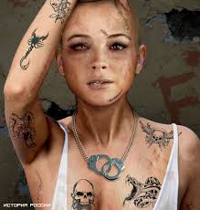 Какой женские татуировки с животными давайте рассмотрим на фото Zhenskie Tatuirovki V Tyurme Chto Znachat I Chem Otlichayutsya Ot Muzhskih Istoriya Rossii Yandeks Dzen