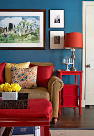What Colors Go With Red 20 Knockout Combinations To Consider In 2020 Red Living Room Decor Blue Living Room Decor Living Room Color