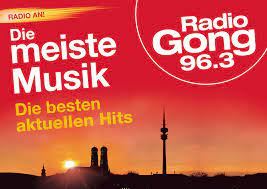 Die barba radio show auf gong 96.3. Radio Gif Find Share On Giphy Radio Giphy Gong