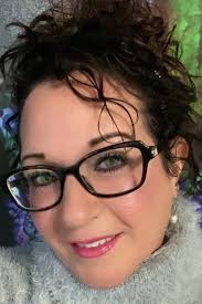 Artist Profile — Artistcloseup.com